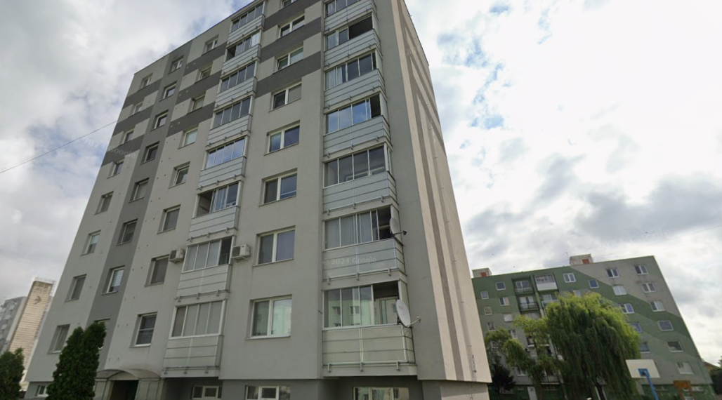 ID-4049 Na predaj – 2-izbový byt Trebišov – L. Sáru