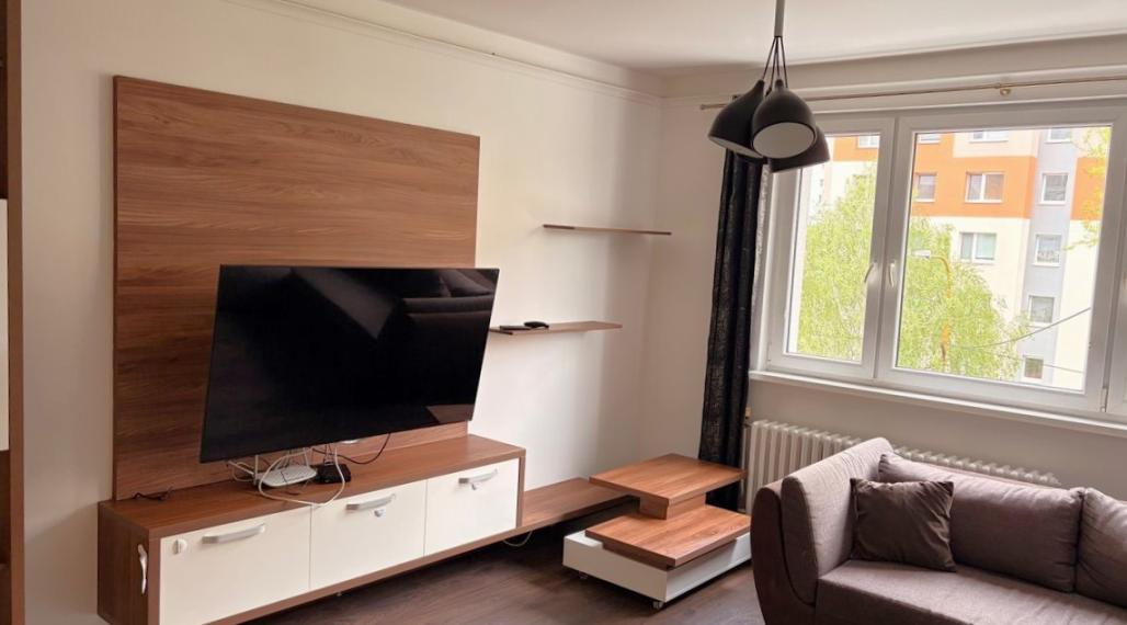 ID-4107 NA PREDAJ Pekný 2,5-izbový byt SVIDNÍK