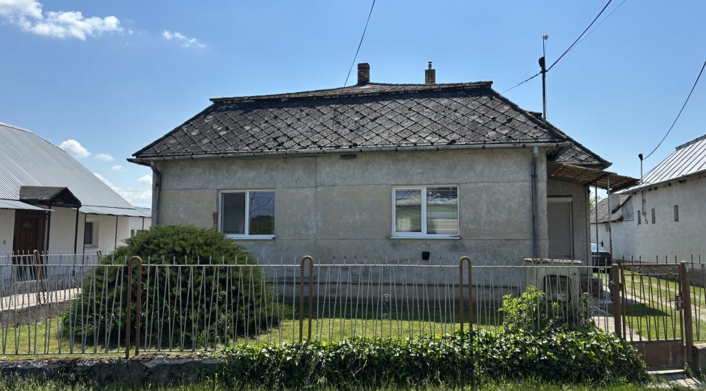 ID-4116 NA PREDAJ Rodinný dom – DRAHŇOV