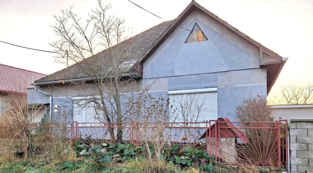 ID-4120 Na predaj rodinný dom v meste Kráľovský Chlmec
