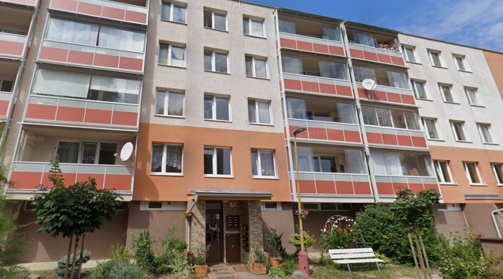 ID-4267 NA PREDAJ 4-izbový byt v Humennom – Mierová ulica
