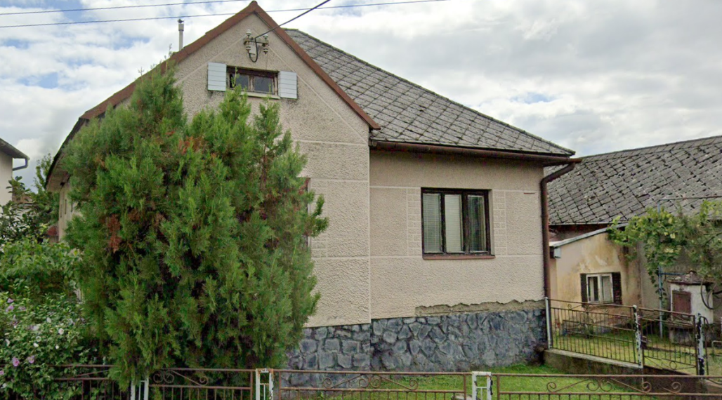 ID-4295 Rodinný dom s veľkým pozemkom v obci Hencovce