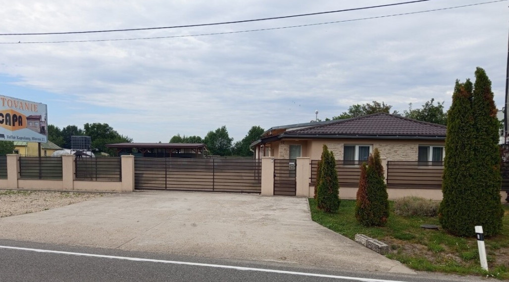 ID-4331 Krásny dom na bývanie i podnikanie – VEŠKOVCE