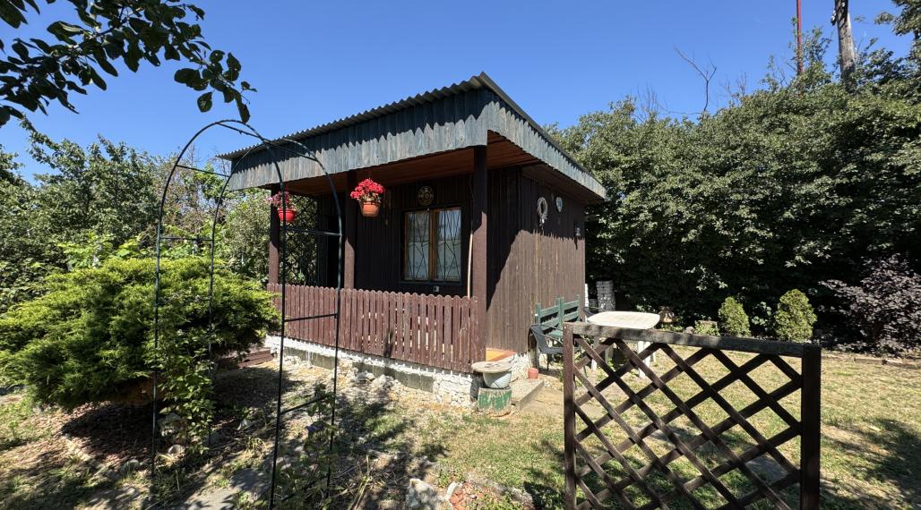 ID-4346 NOVINKA Rekreačná záhradka s chatkou – MICHALOVCE
