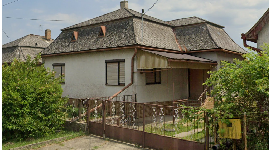 ID-4370 Na predaj priestranný rodinný dom vo Veľkých Trakanoch