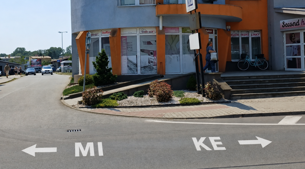 ID-4332 PRENÁJOM OBCHODNÉHO PRIESTORU – SEČOVCE, HLAVNÁ ULICA
