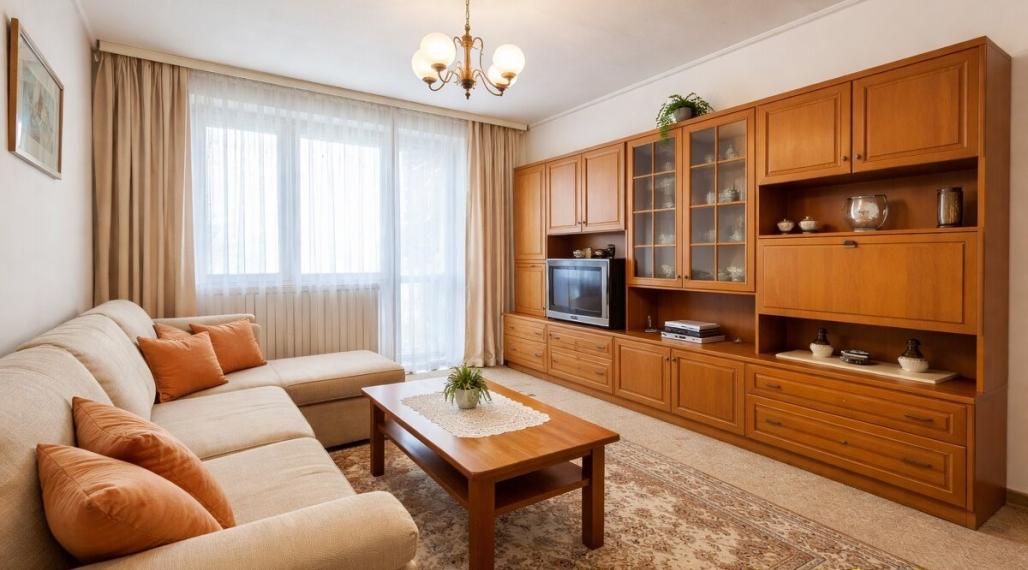 ID-4425 Na predaj priestranný 2-izbový byt vo Veľkom Šariši