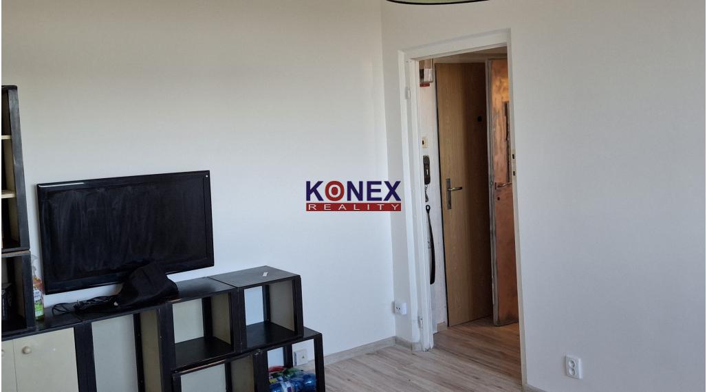 ID-4508 NA PREDAJ Pôvodný 1-izbový byt s balkónom MICHALOVCE