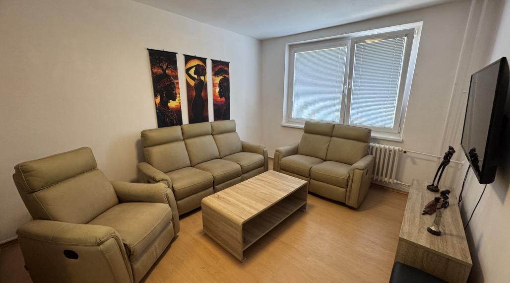 ID-4540 PRENÁJOM – 1,5-izbový byt MICHALOVCE Komenského ul.