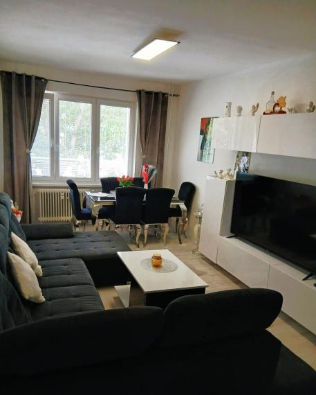 ID-4556 4-izbový byt po kompletnej rekonštrukcii VEĽKÉ KAPUŠANY
