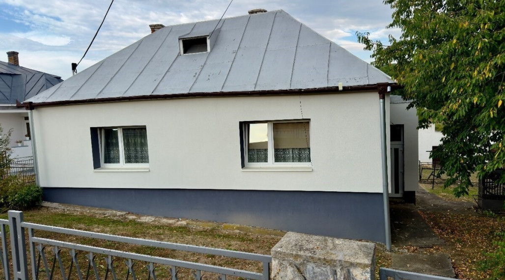 ID-4618 NA PREDAJ – Rodinný dom v blízkosti Humenného - Víťazovce