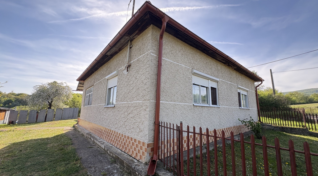 ID-4619 SKVELÁ NOVINKA Rodinný dom v obci PODHOROĎ