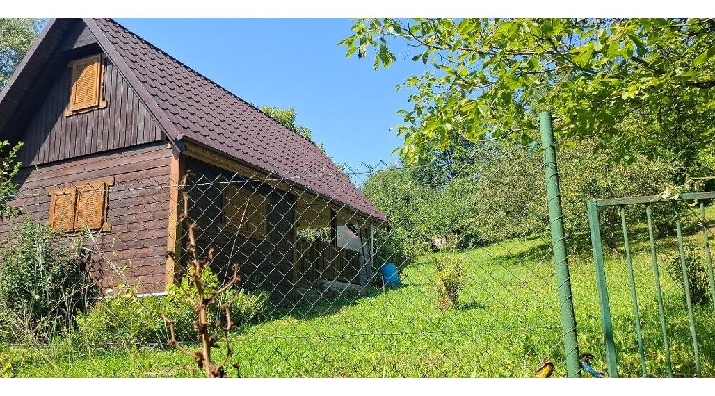 ID-4709 Rekreačná chata so záhradou - BARDEJOV