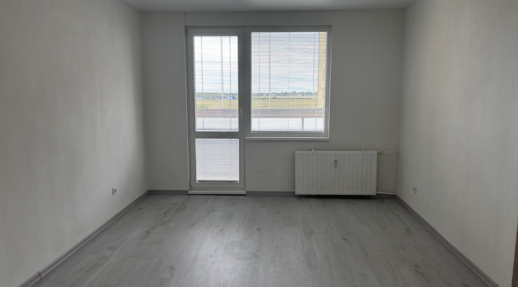ID-4762 NA PREDAJ 3-izbový zrekonštruovaný byt - ČIERNA NAD TISOU