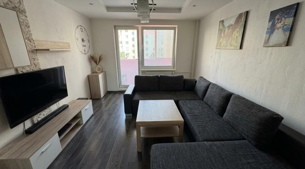 ID-4899 NA PREDAJ Krásny 3-izbový byt s balkónom SNP