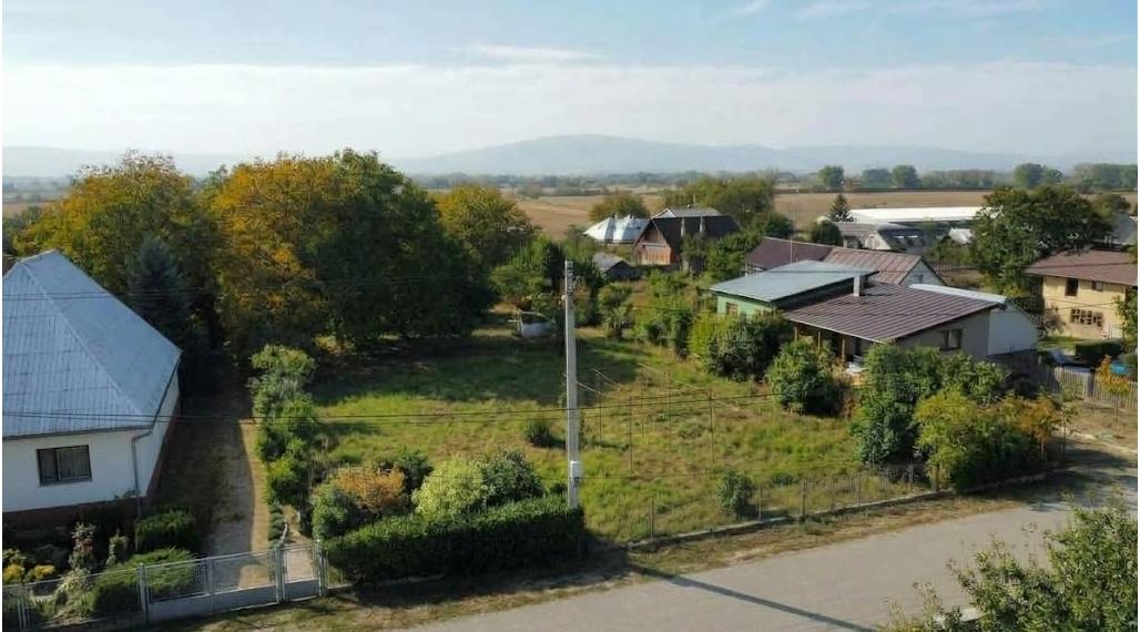 ID-4932 NA PREDAJ priestranný pozemok na výstavbu rodinného domu – Rakovec nad Ondavou