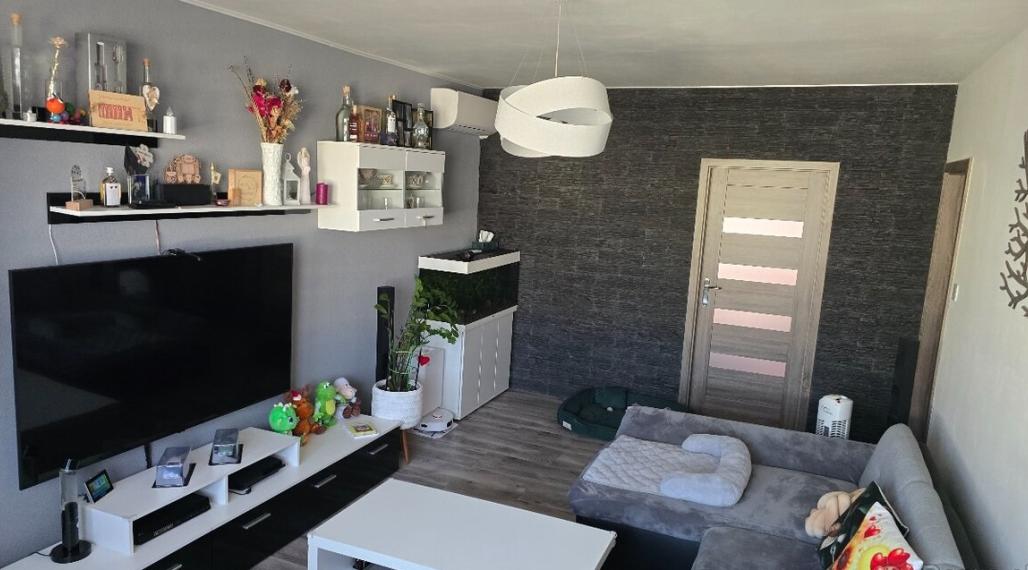 ID-4956 Zrekonštruovaný 3-izvový byt STRÁŽSKE - Komenského