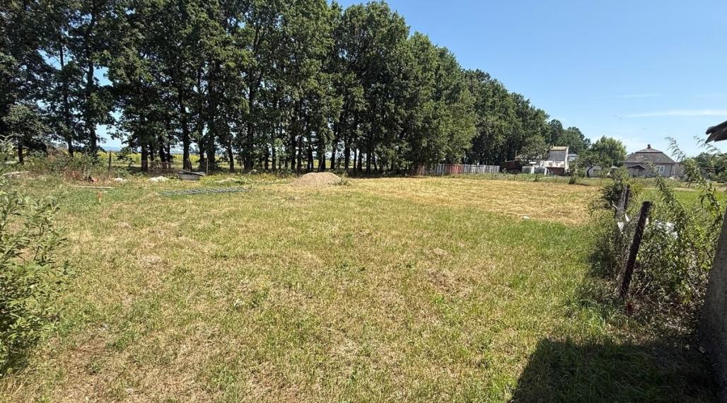 ID-4961 NA PREDAJ POZEMOK na výstavbu domu - VOJČICE