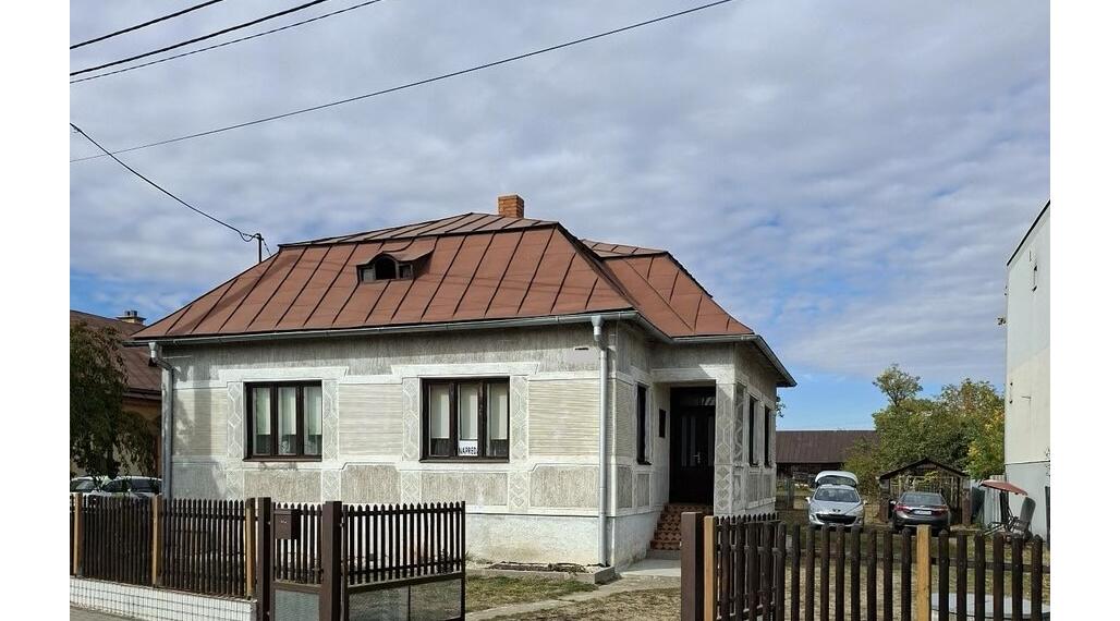 ID-5009 Skvelá novinka! Rodinný dom v obľúbenej obci Dúbravka