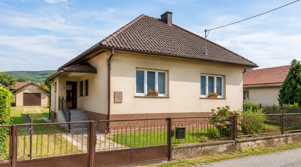 ID-5016 NA PREDAJ Rodinný dom v obci ČEĽOVCE