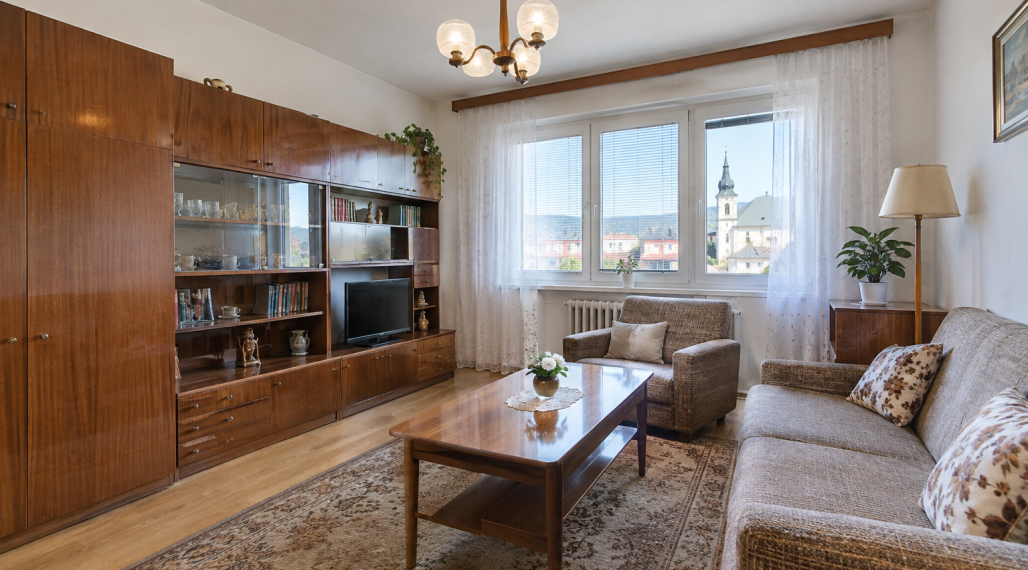 ID-5035 NA PREDAJ 1,5-izbový byt HUMENNÉ