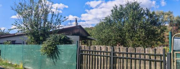 ID-4771 ZÁHRADNÝ POZEMOK 610 m² S MUROVANOU CHATKOU - Veľký Šariš