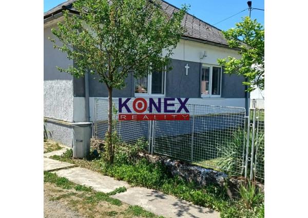 NA PREDAJ! Štvorec 7 km od Sobraniec.