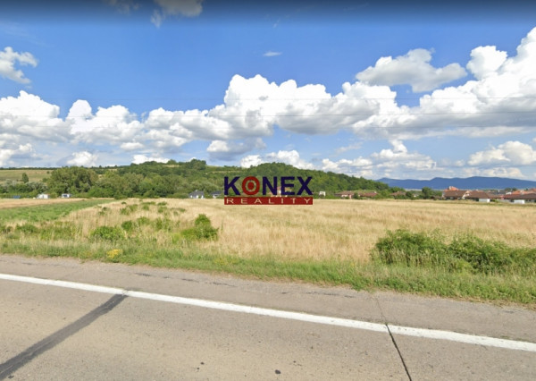 Na predaj pozemok v obci Kostolná-Záriečie, 5 km od Trenčína