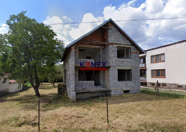 ID-3626 HRUBÁ STAVBA rodinného domu v príjemnej obci PORUBA P. VIHORLATOM