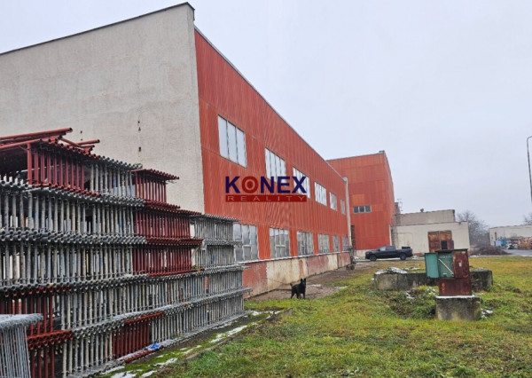 NA PREDAJ priemyselná hala v obci Hencovce, okres Vranov nad Topľou