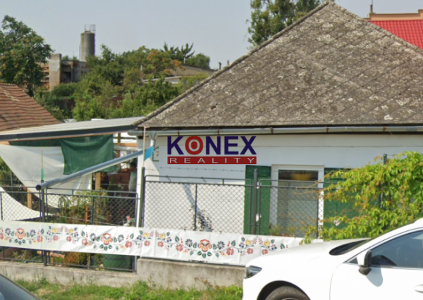 NA PREDAJ - Objekt na podnikanie - KRÁĽOVSKÝ CHLMEC