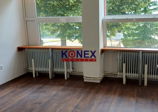 NA PRENÁJOM! Kancelárske priestory na ul. Masarykovej v Michalovciach