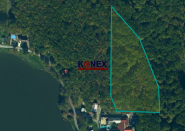 NA PREDAJ Rozľahlý POZEMOK – Vinné Jazero