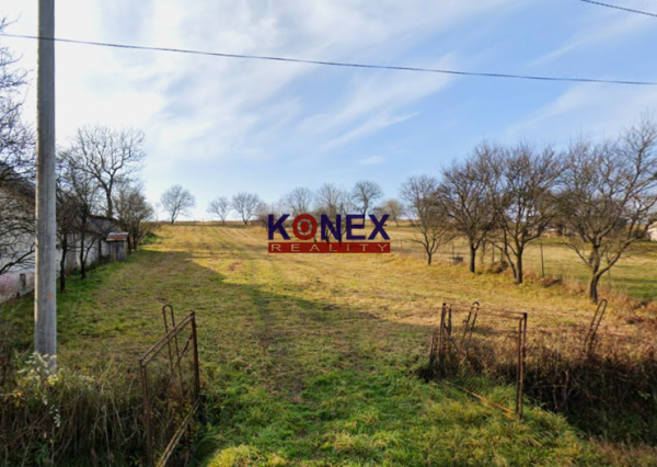 ID-3163 Stavebný pozemok + projekt – obec KARNÁ