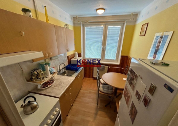 ID-3196  3-izbový byt Snina - Palárikova ul.