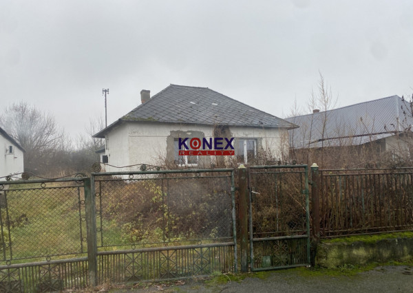 ID-2964 NA PREDAJ – STARŠÍ RODINNÝ DOM – obec TAŠUĽA