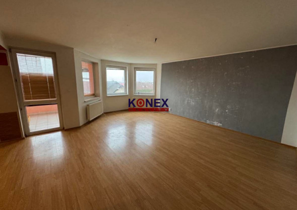 ID-3277 NA PREDAJ – Priestranný 4-izbový byt SOBRANCE