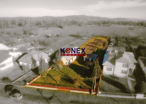 ID-3344 RODINNÝ DOM s krásnym širokým pozemkom TOPOĽANY