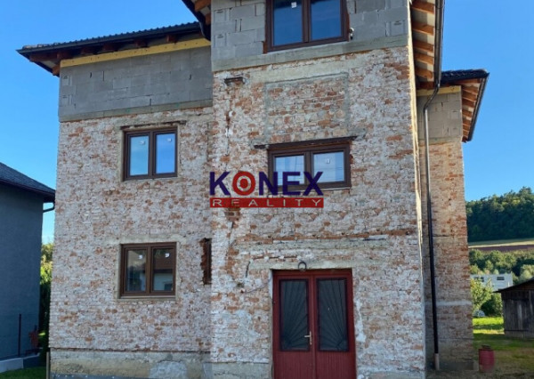 ID-3375 NA PREDAJ Trojpodlažný rodinný dom na skok od PREŠOVA