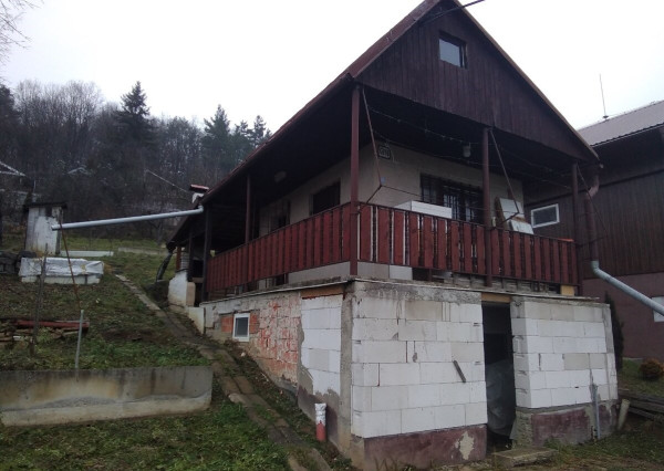 ID-3406 Rekreačná chata so záhradkou - HUMENNÉ