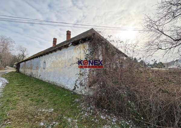 ID-3510 Starší rodinný dom s pozemkom KRČAVA