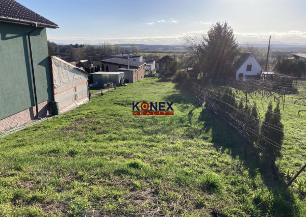 ID-3595 SUPER PONUKA – Pozemok s výhľadom na Zemplínsku Šíravu!