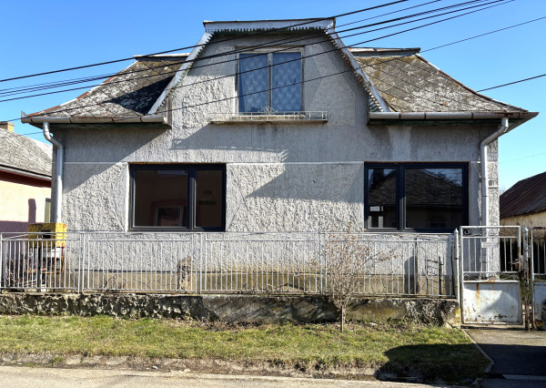 ID-3628 LEN U NÁS – Rodinný dom v tichom prostredí obce OBORÍN