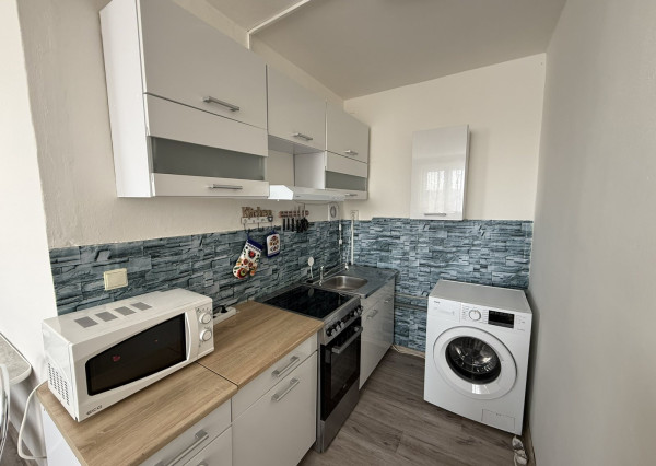 ID-3647 NA PRENÁJOM – 1,5 izbový byt - TREBIŠOV