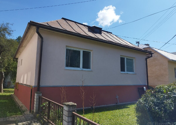 ID-3689 PEKNÝ RODINNÝ DOM – Medzilaborce