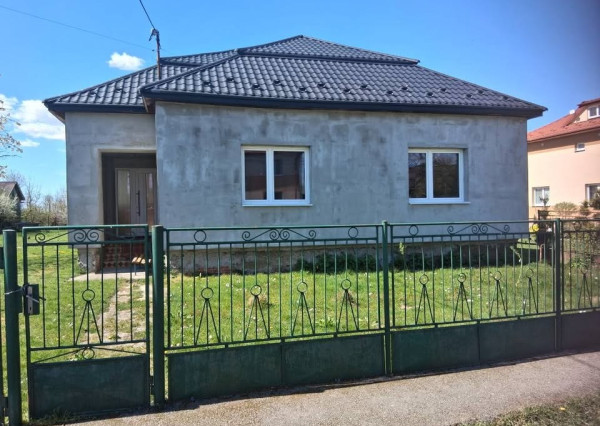 ID-3813 Rodinný dom s prístavbou na predaj – Blatné Remety