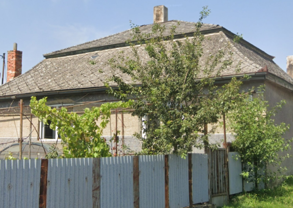 ID-3887 NA PREDAJ – Rodinný dom LADMOVCE