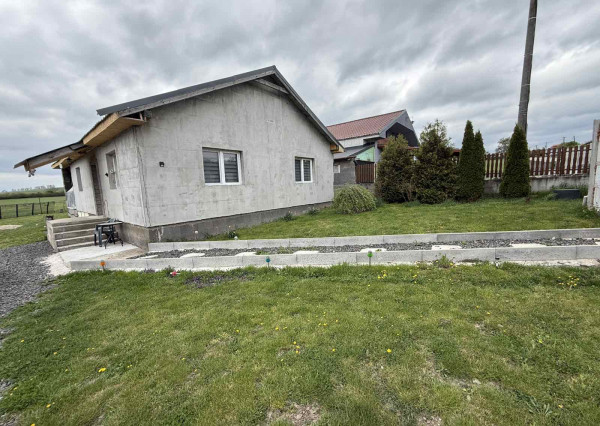 ID-3893 NA PREDAJ –  rodinný dom Čeľovce