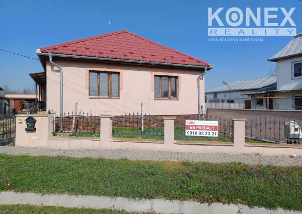 ID-3912 Pekný rodinný dom v obci Somotor – Véč – NA PREDAJ