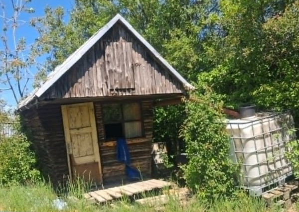 ID-3997 Rekreačný pozemok s chatkou SEČOVCE